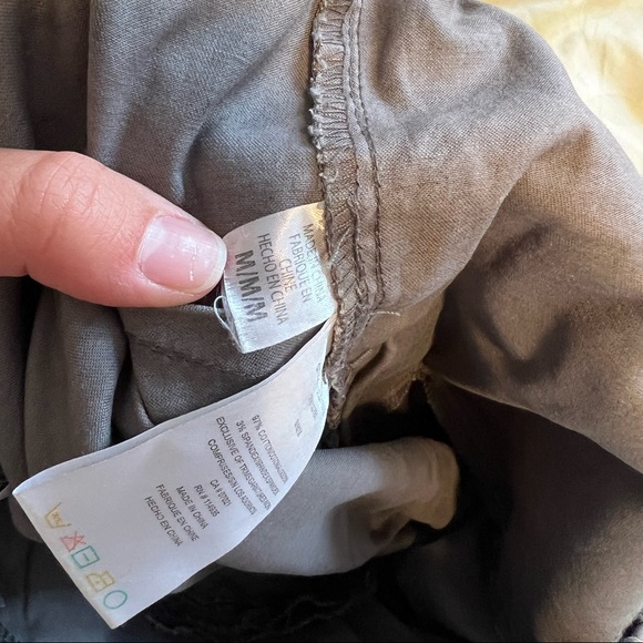 Camo Joggers - Picture 2 of 2